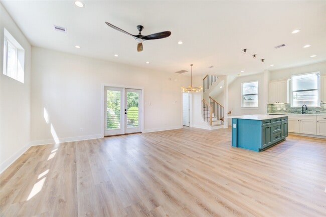 Photo - 1928 Gregg St