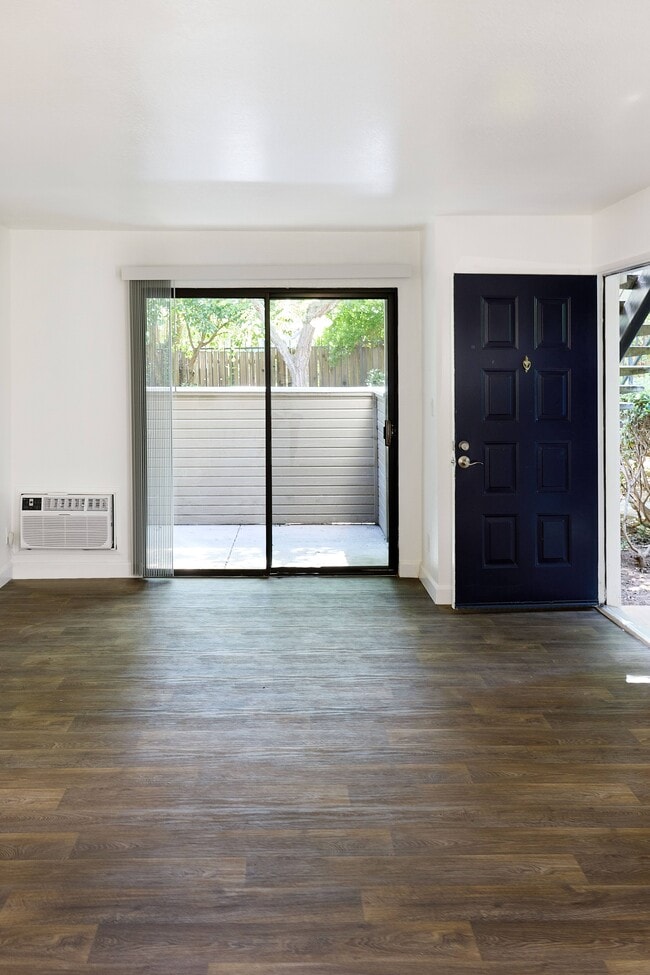 Photo - Monte Vista Apartments