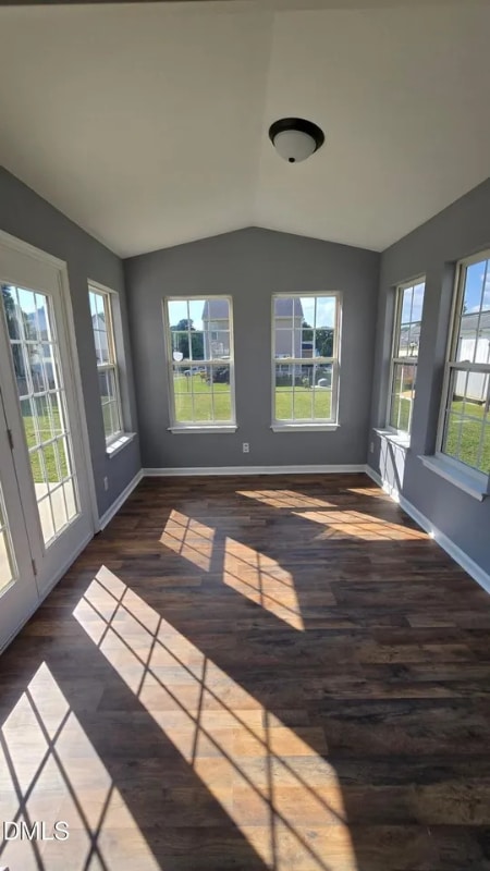 Photo - 720 Audrey Ln