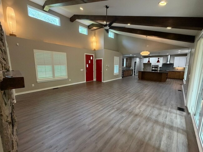 110 Sterling Point Rd