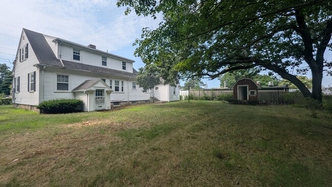 Photo - 290 Milton St