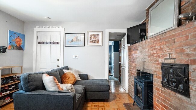 Photo - 87 School St Condo Unit 1