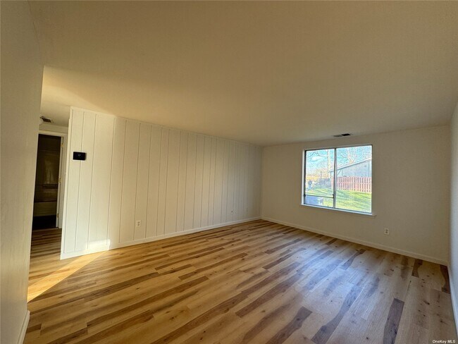 Photo - 91 Glen Hollow Dr