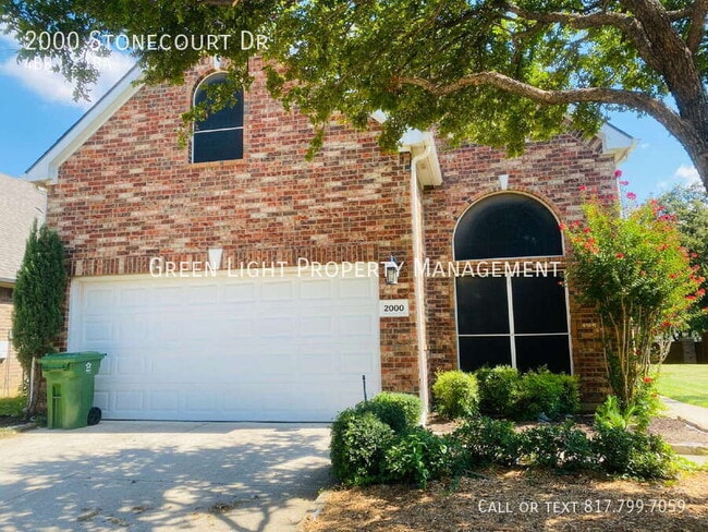 Building Photo - 2000 Stonecourt Dr