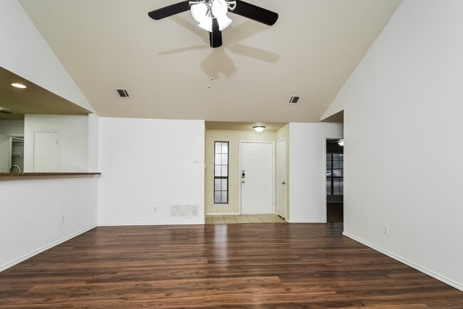 Photo - 6612 Hightower Dr