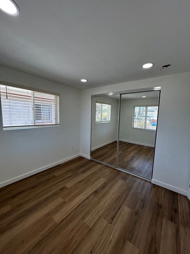 Photo - 2764 Wilma St