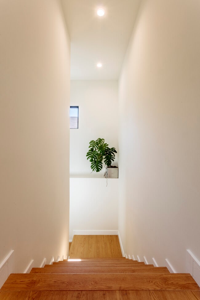 Photo - 4541 Melbourne Ave