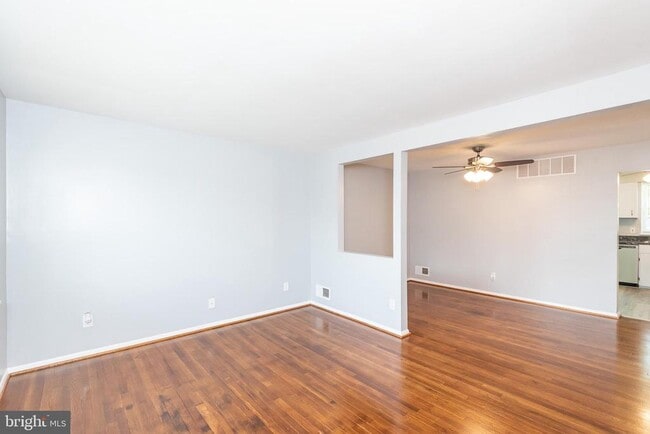 Photo - 37 Cardor Ct