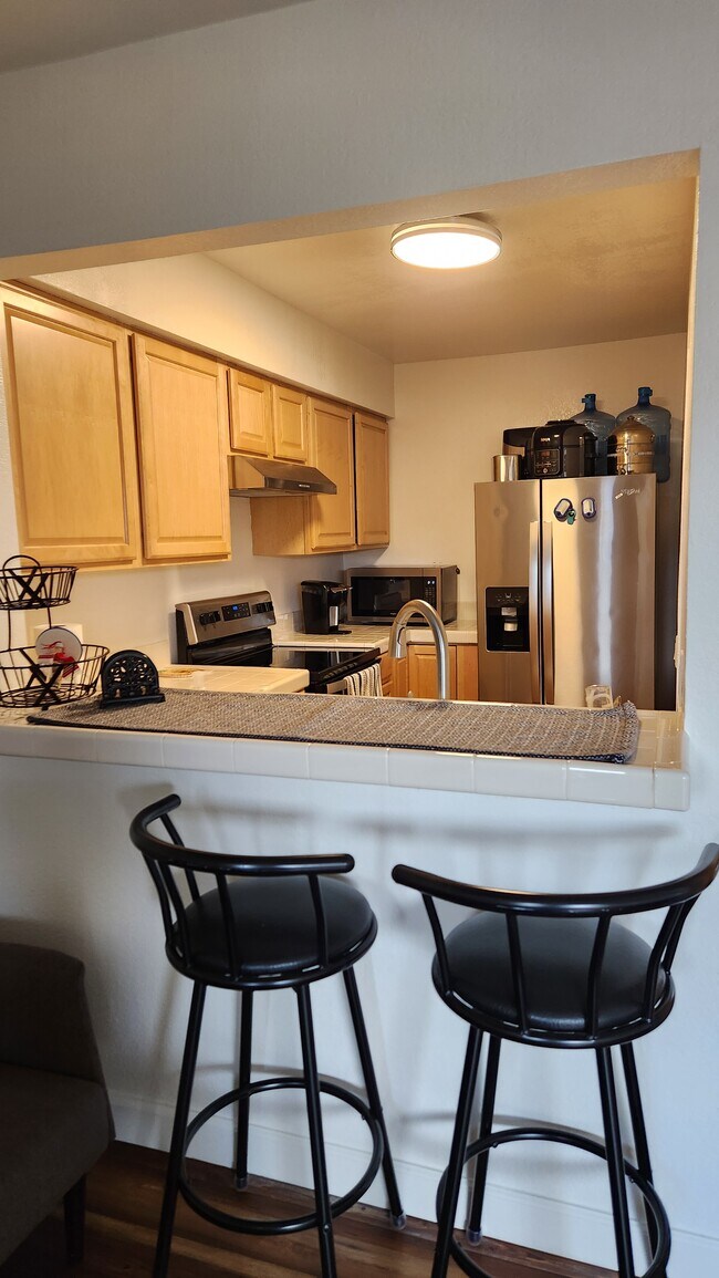 7932 Mission Center Ct Condo Unit J Condo for Rent in San Diego, CA