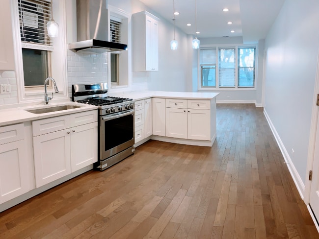 Photo - 3949 S California Ave