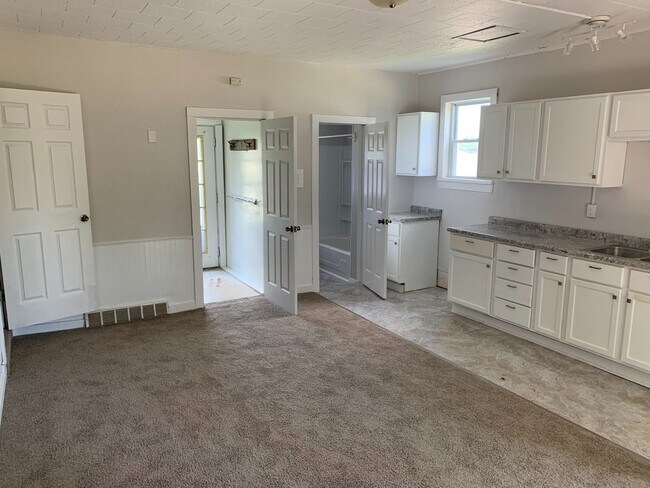 Photo - 2809 South Ave Unit 2809