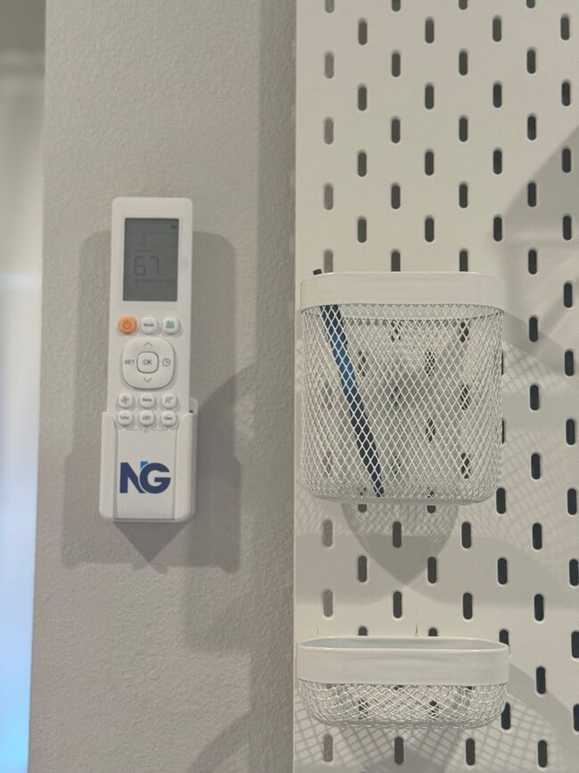 Photo - 5827 Rose Ave