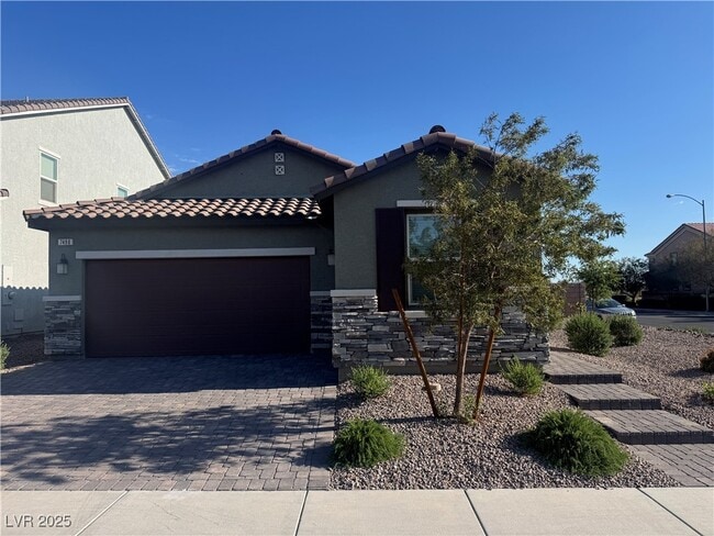 Photo - 7490 Lush Oasis Ave. Casa