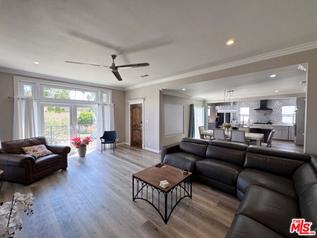 Photo - 205 Quincy Ave