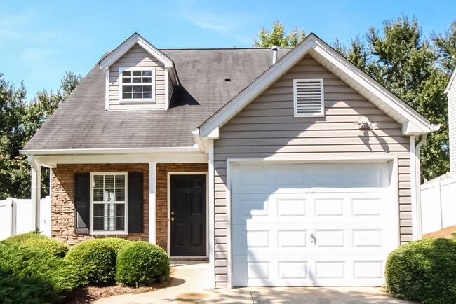 Building Photo - 134 Ilex Dr