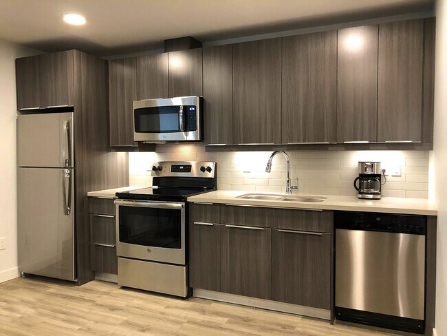 Photo - 15022 99 Ave NW Unit BSMT 3
