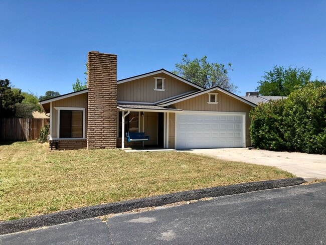 Building Photo - 2 bedroom 2 bathroom Heritage Ranch Home Available 9/1/26 **Do Not Disturb Tenants**