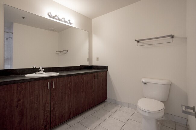 Photo - 6200 2nd Ave Unidad 206