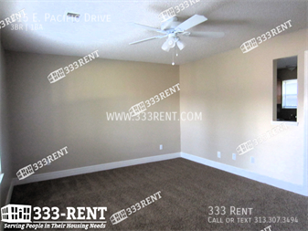 Photo - 115 E Pacific Dr