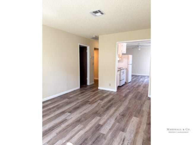 Photo - Spacious 2br/1ba, A/C, LRG. Bedroooms, Private Patio, Garage, New Fridge, NEW Dishwasher!!