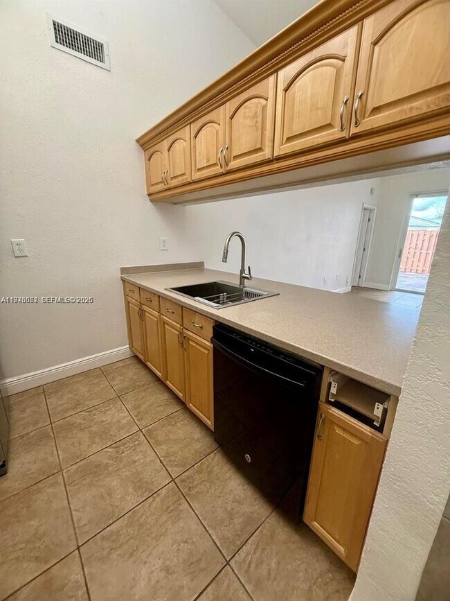 Photo - 6751 NW 193rd Ln