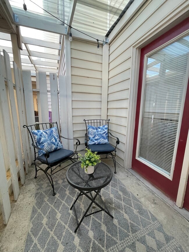 Photo - 250 Mill Creek Pl