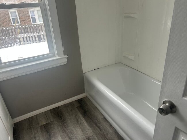 Photo - 12506 Union Ave Unit 1