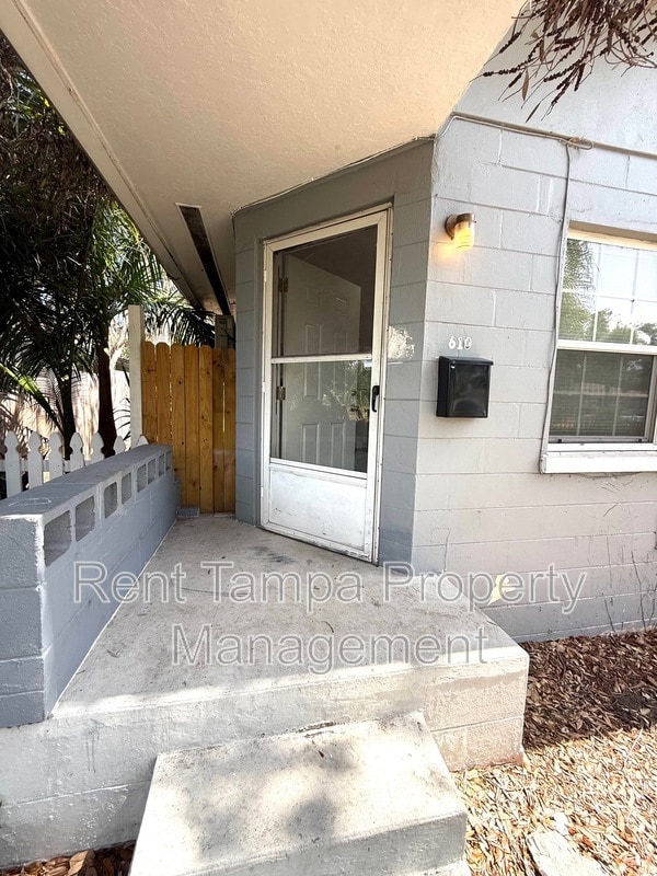 Photo - 612-612 17th Ave S