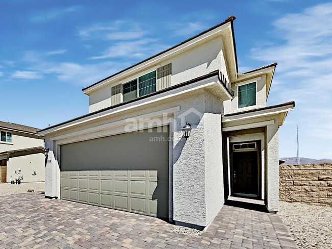 Building Photo - 1910 Macchia Ave