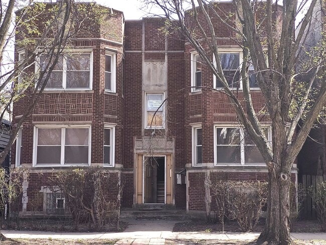 Photo - 2317 W Marquette Rd House
