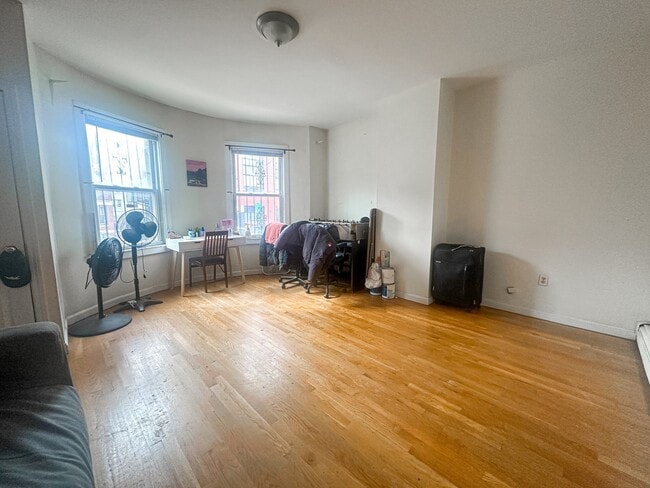 38 S Huntington Ave