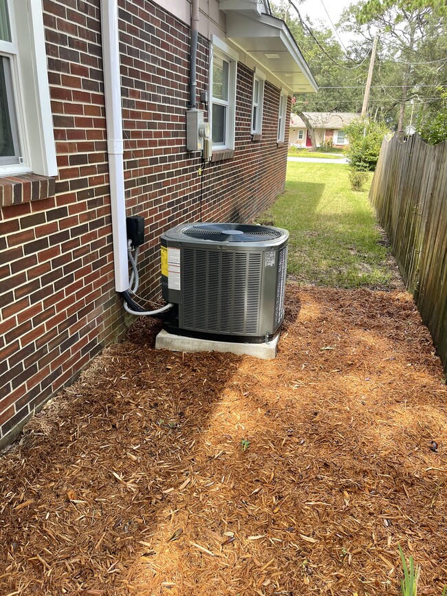 Photo - 173 Grandview Ave