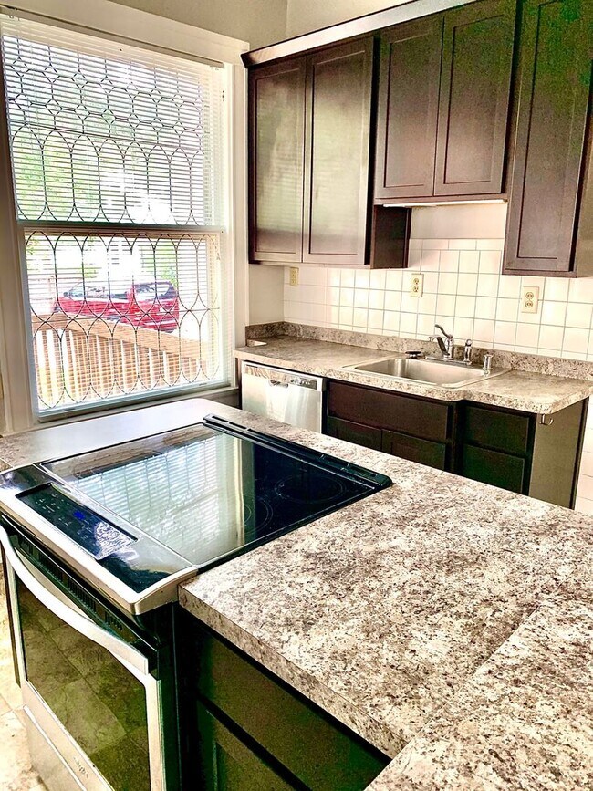 Photo - 2719-2721 North Hackett Avenue Unit 2719 (First Floor)