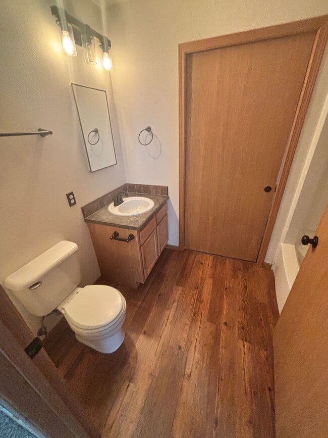 Photo - 603 Mitchell St