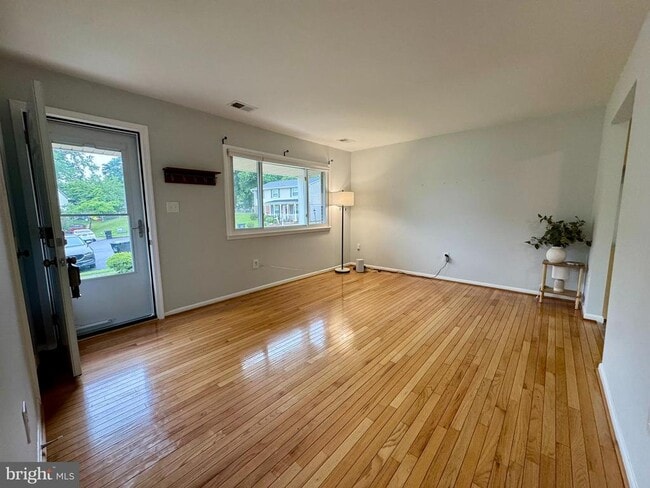 Photo - 13203 Hampshire Ct