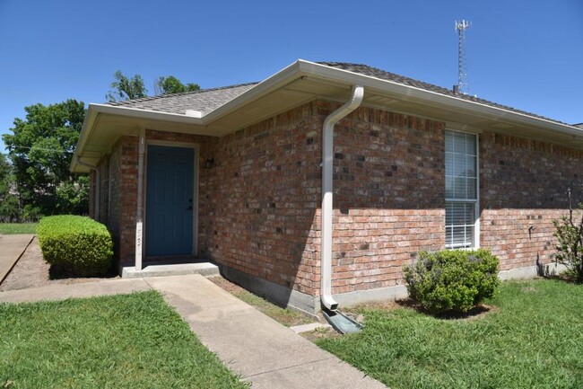 Photo - 1530 Northwood Blvd Casa