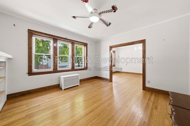 3938 N Lockwood Ave Unit 3938 1