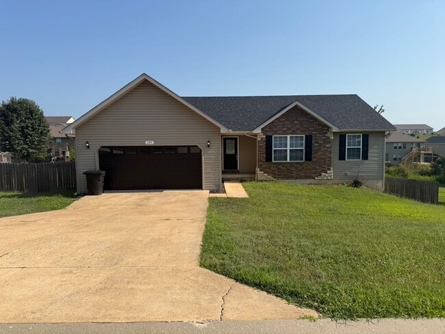 Building Photo - 135 Lyle Curtis Cir