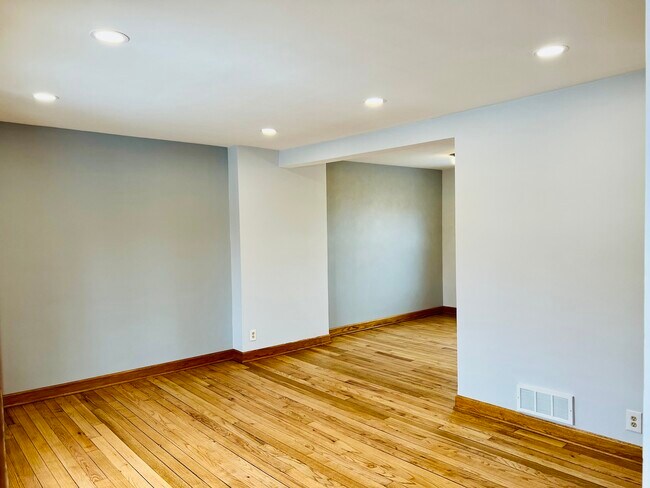 Photo - 5249 W 64th Pl