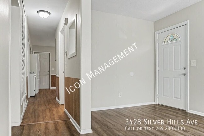 Photo - 3428 Silver Hills Ave
