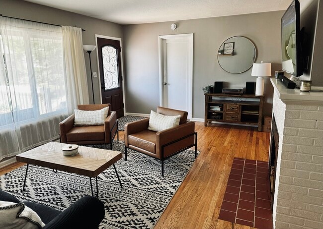 Photo - 217 Eastwood Dr