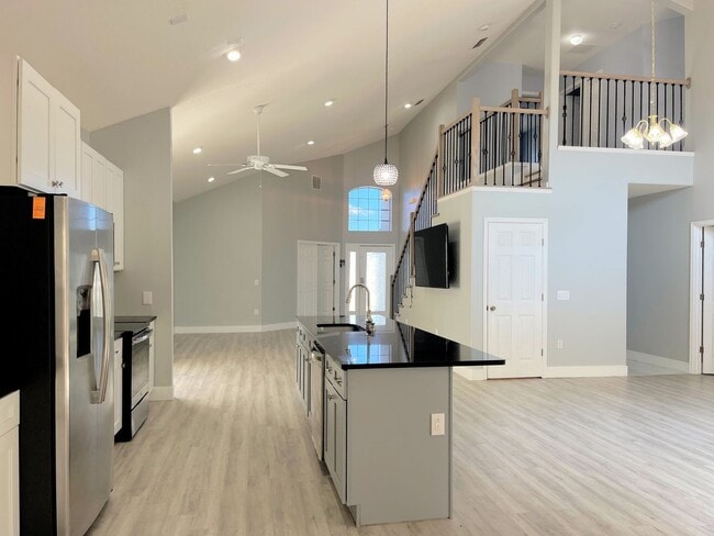 Photo - 212 Purslane Pass