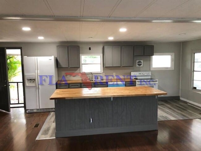 Photo - 2/2 FOR RENT SOUTHEAST ORLANDO NEAR AIRPORT