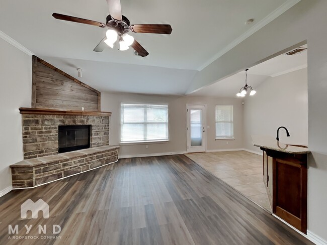 Photo - 512 SW 44th St