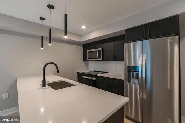 Photo - 6604 Ridge Ave Unit 404