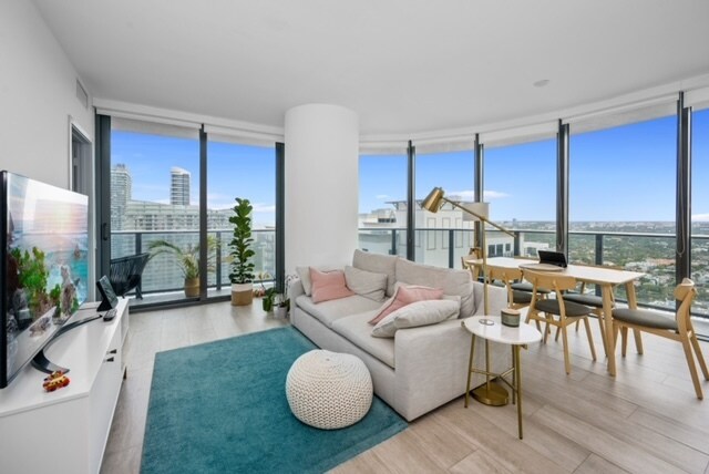 Photo - 55 SW 9th St Unit 3506