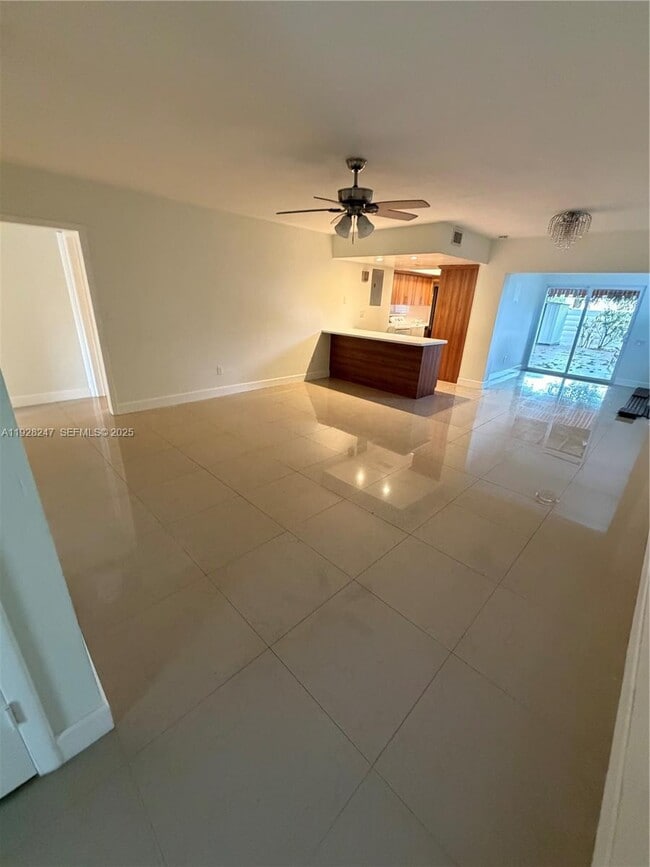 Photo - 7417 Twin Sabal Dr