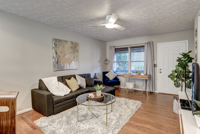 Photo - 203 Buck Cove Terrace