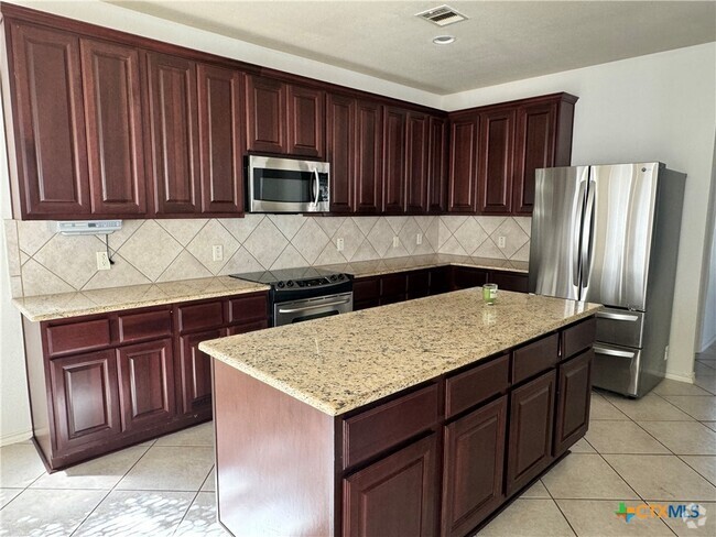 Building Photo - 17 Oak Bend Rental