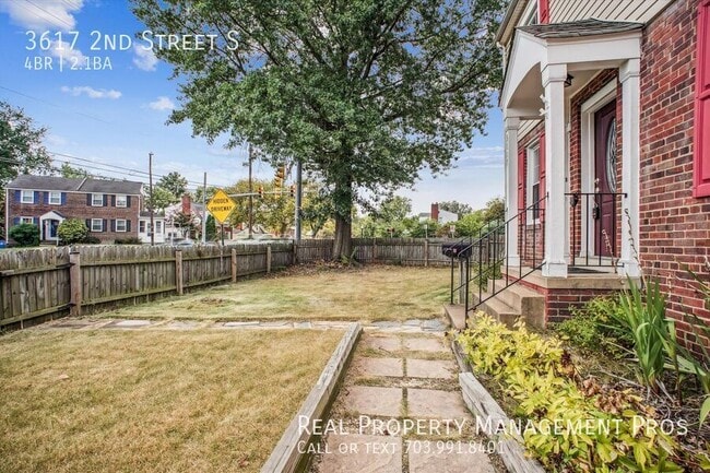 Photo - 3617 2nd St S